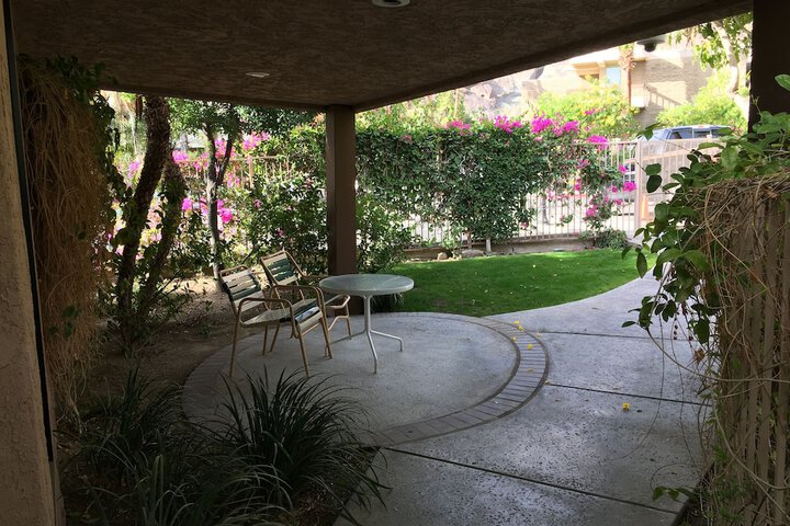 Hotel Exterior 42 of 49