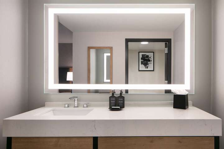 Room 15 of 53
