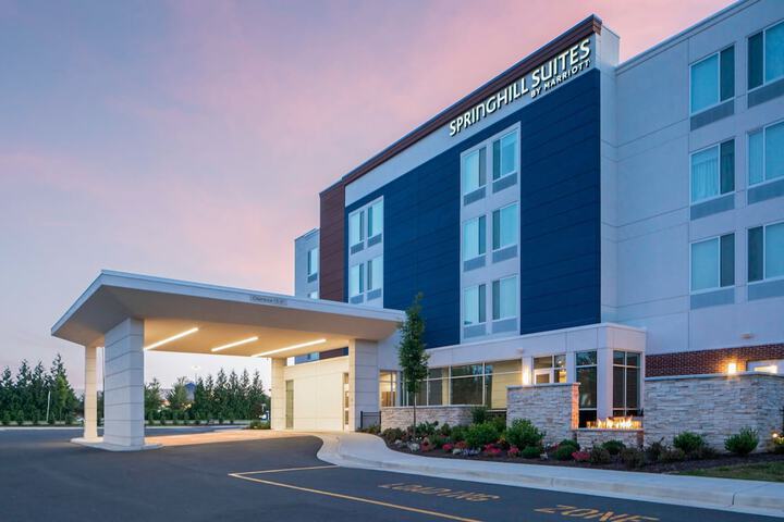 Hotel 3 of 28