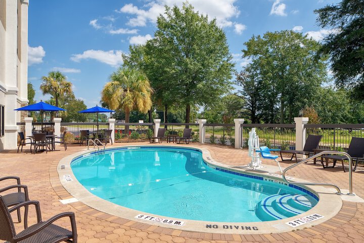 Holiday Inn Express Statesboro by IHG