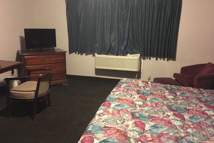 Room 41 of 46