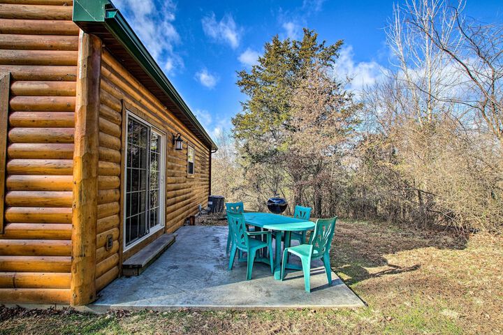 Close to Vineyards: Updated New Haven Retreat!