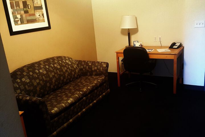 Room 33 of 52