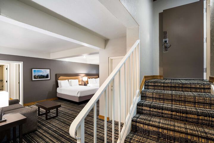 Room 22 of 61