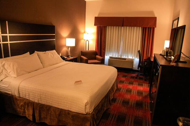 Room 19 of 37
