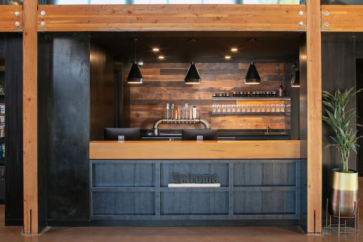 Waypoint Hotel