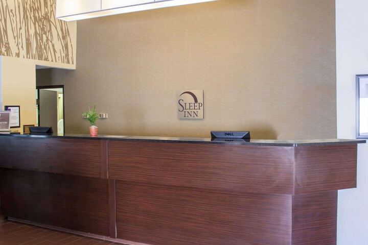 Hotel Interior 11 of 38