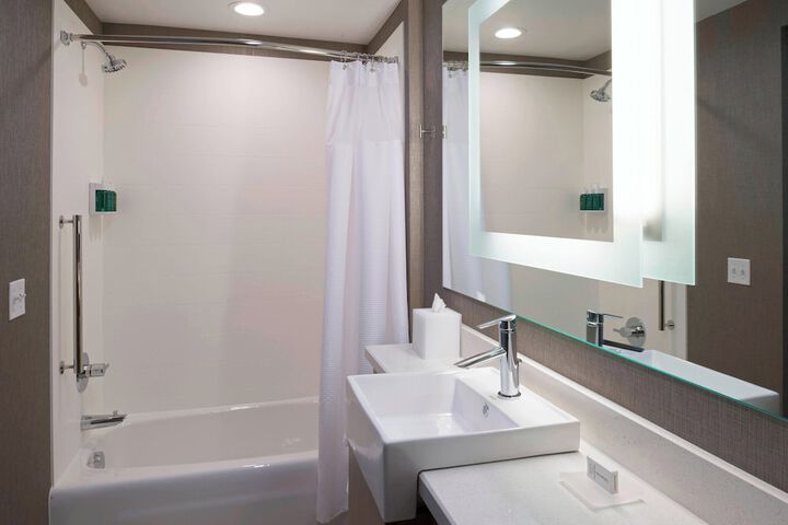 SpringHill Suites by Marriott East Lansing University Area