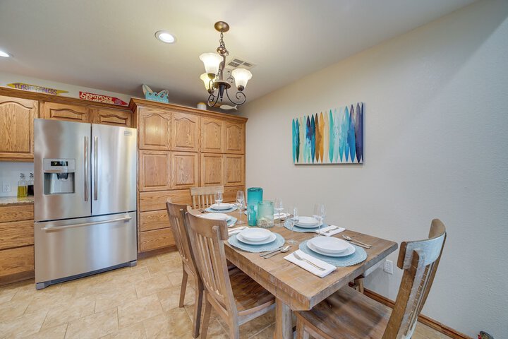 Eufaula Oasis w / Screened Porch: Unwind in Style!