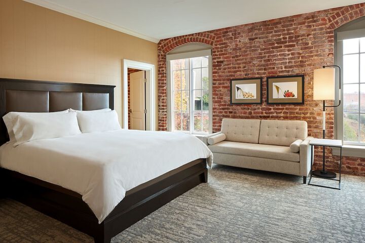 Craddock Terry Hotel Lynchburg, a Tribute Portfolio Hotel