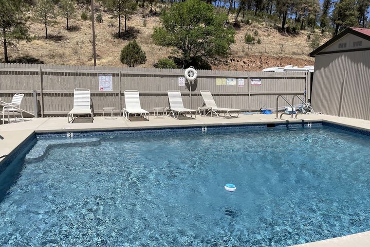 Ruidoso Mountain Inn