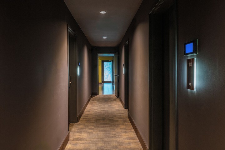 Ballroom/Hall 67 of 71