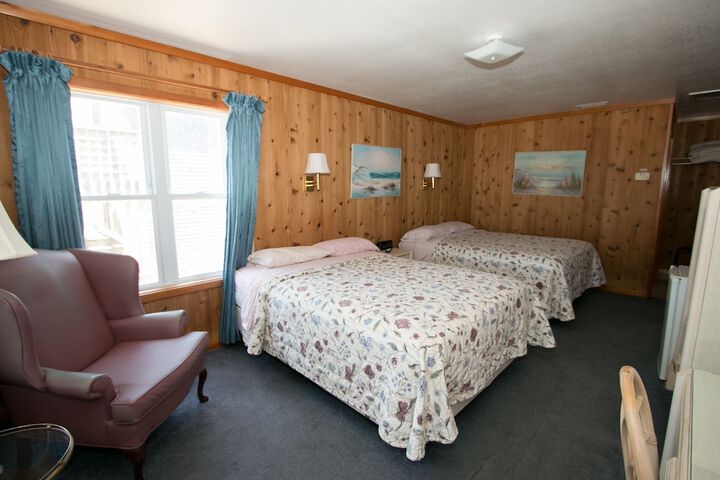 Room 118 of 199