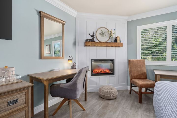 Cambria Pines Lodge