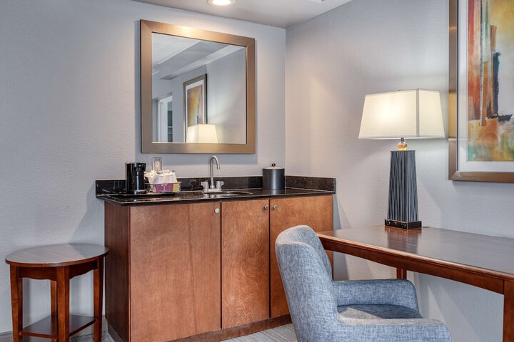 Room 52 of 68