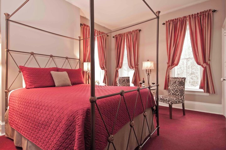 Room 4 of 13