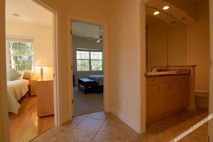 Harbor Landings Condo