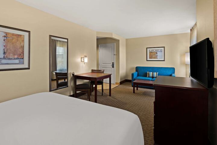 Room 14 of 35