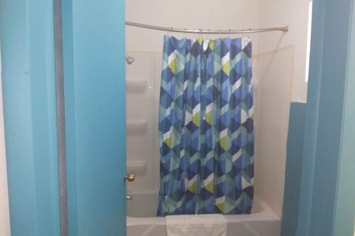 Room 12 of 64