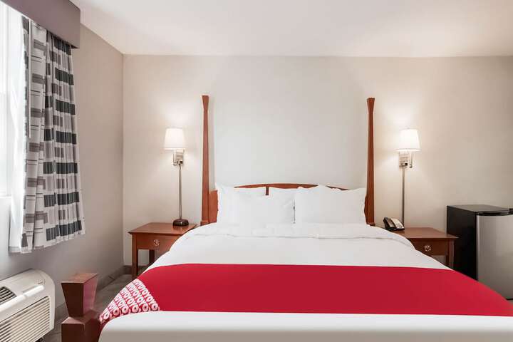 Room 11 of 49
