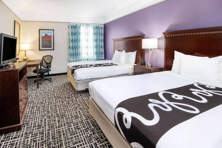 Room 42 of 49