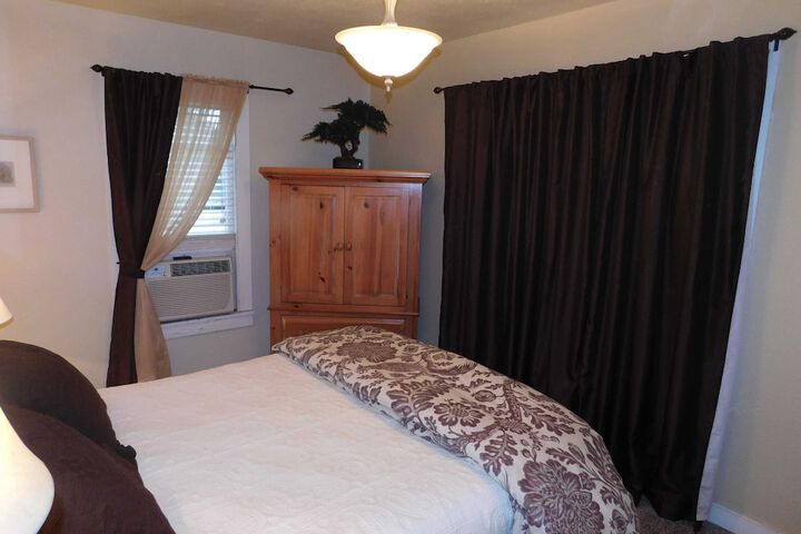 Room 90 of 96