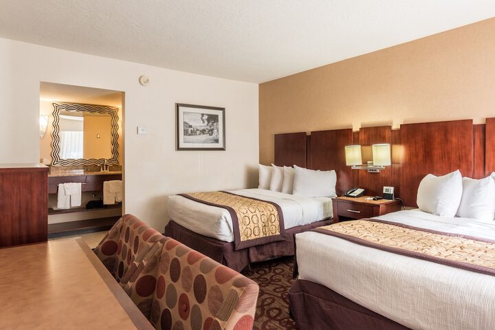 Room 14 of 19