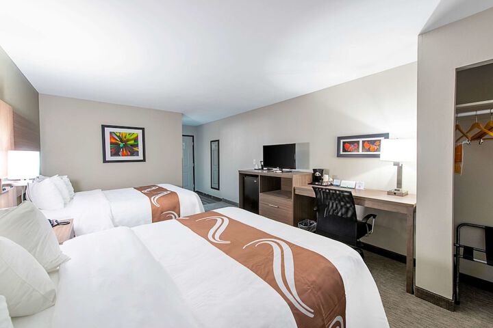 Room 16 of 37