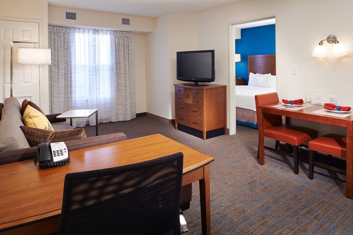 Room 9 of 21