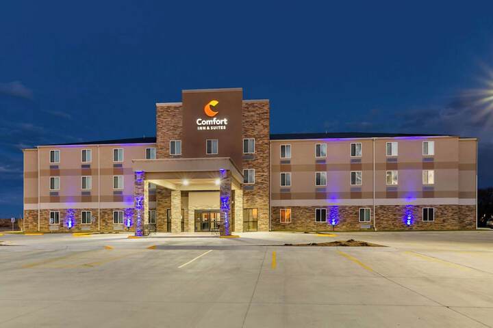 Comfort Inn & Suites Salina North