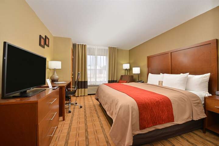 Room 40 of 90
