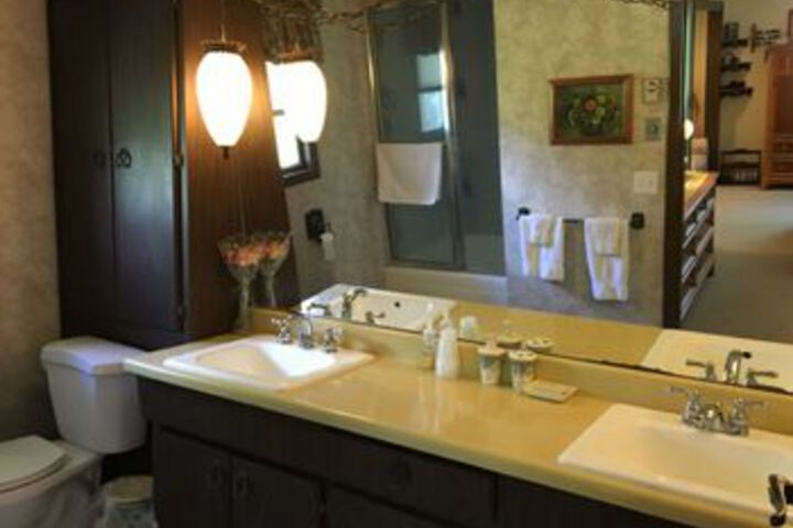 Red Barn Village Bed and Breakfast