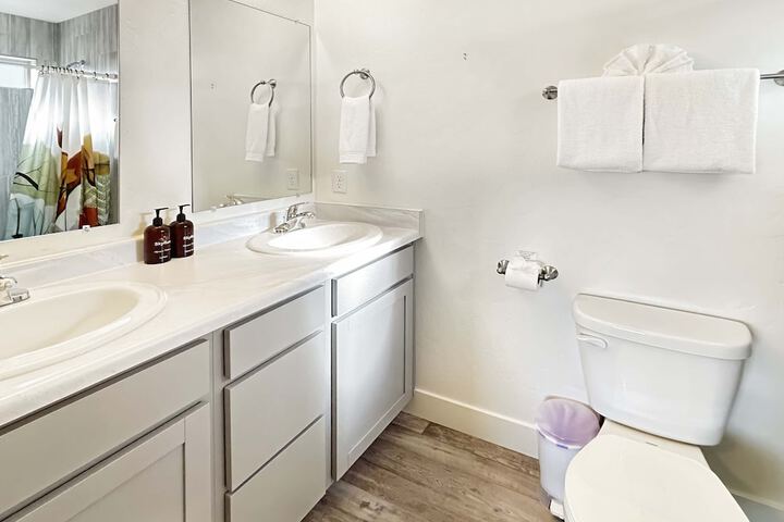 Bark & Bike Abode 3 Bedroom Home