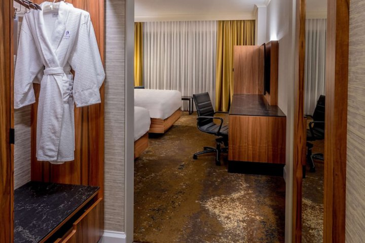Hyatt Regency Calgary