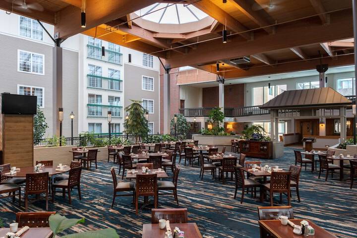 Hotel Interior 18 of 66