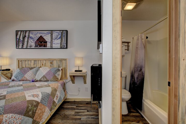 Room 19 of 49