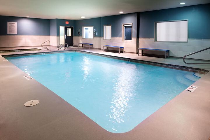 Pool 10 of 59