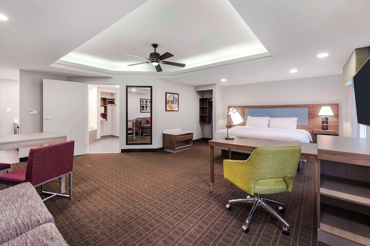 Room 20 of 54