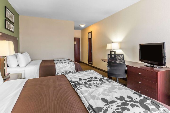 Room 18 of 35