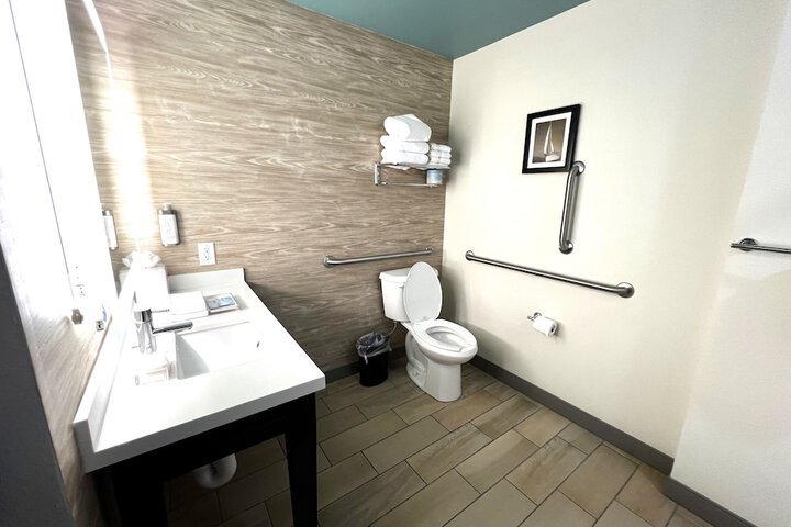 Marina Bay Hotel & Suites an Ascend Collection Hotel