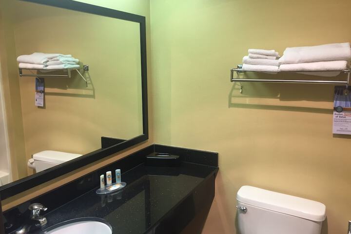 Room 15 of 37