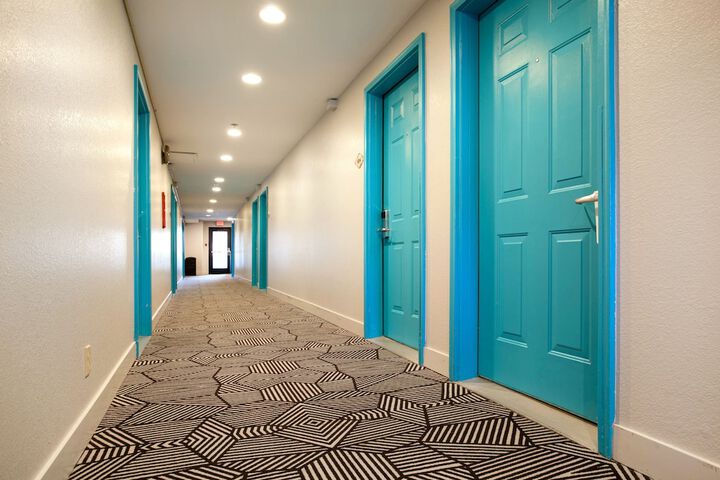 Ballroom/Hall 56 of 59