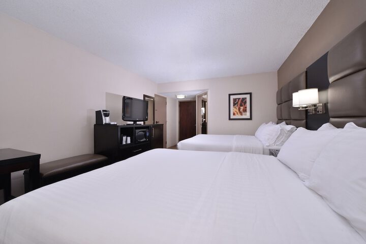 Room 46 of 78