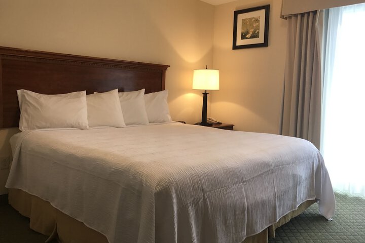 White River Inn and Suites