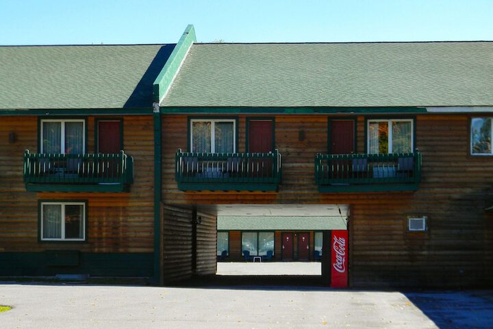 Hotel 5 of 51