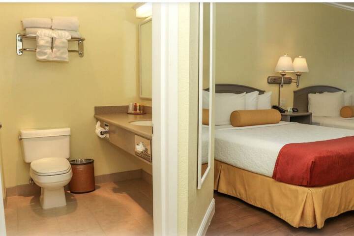 Room 27 of 56