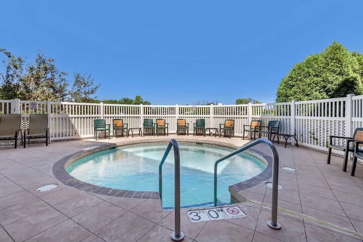 Pool 8 of 51