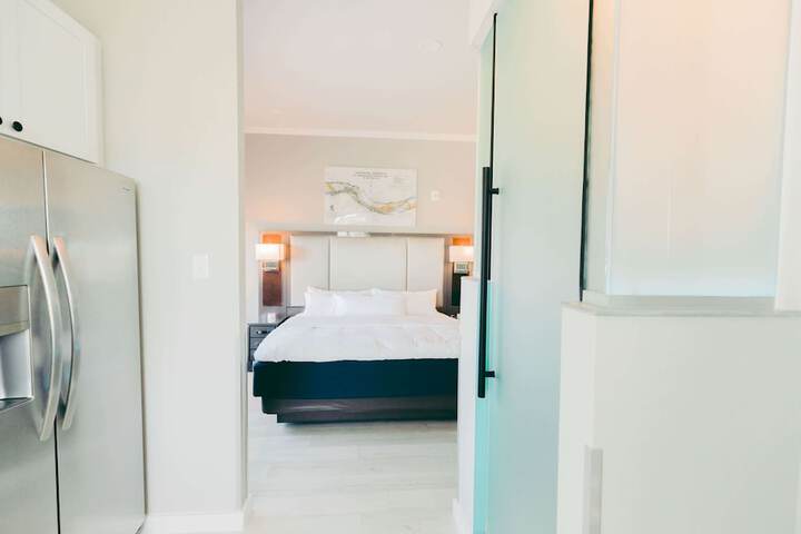 Room 83 of 140