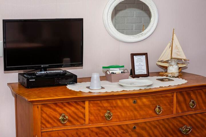 Room 18 of 35
