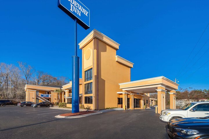 Hotel 5 of 36